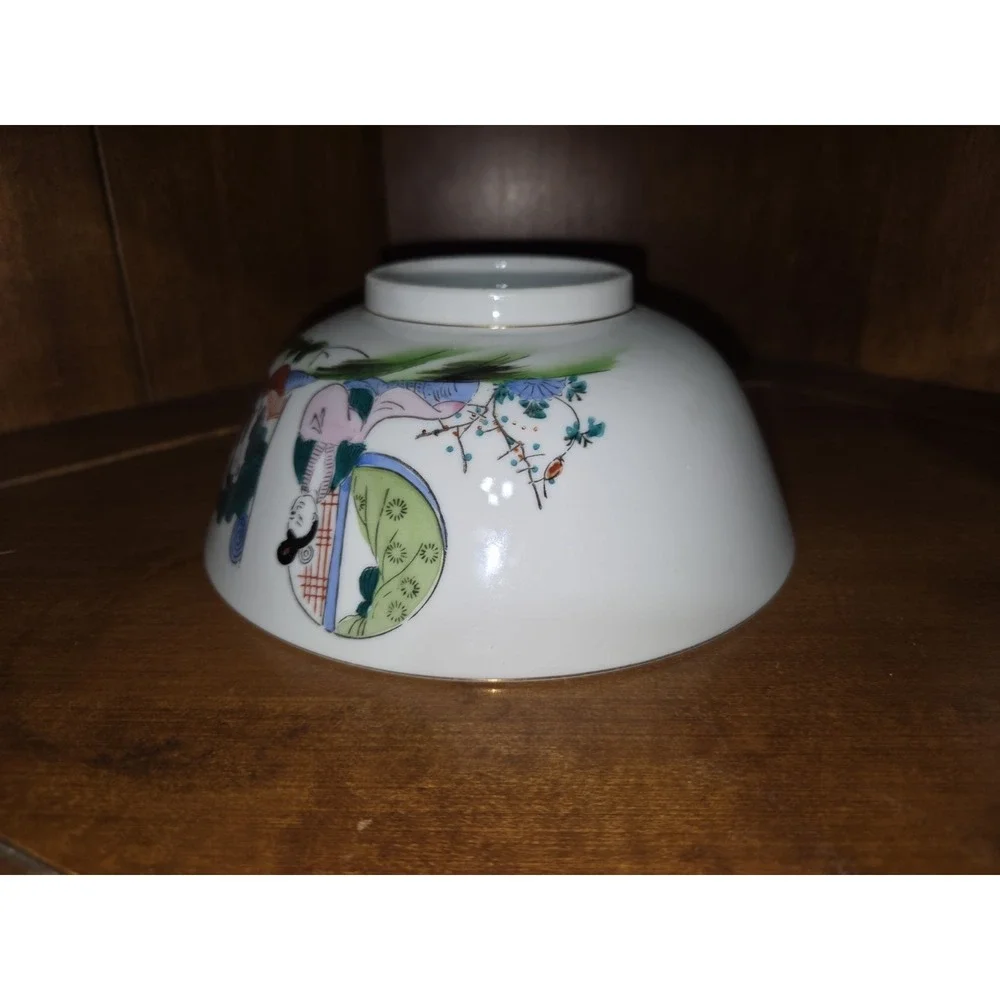 4 Chinese Handpainted Porcelain Famille‎ Rose Matching Bowls